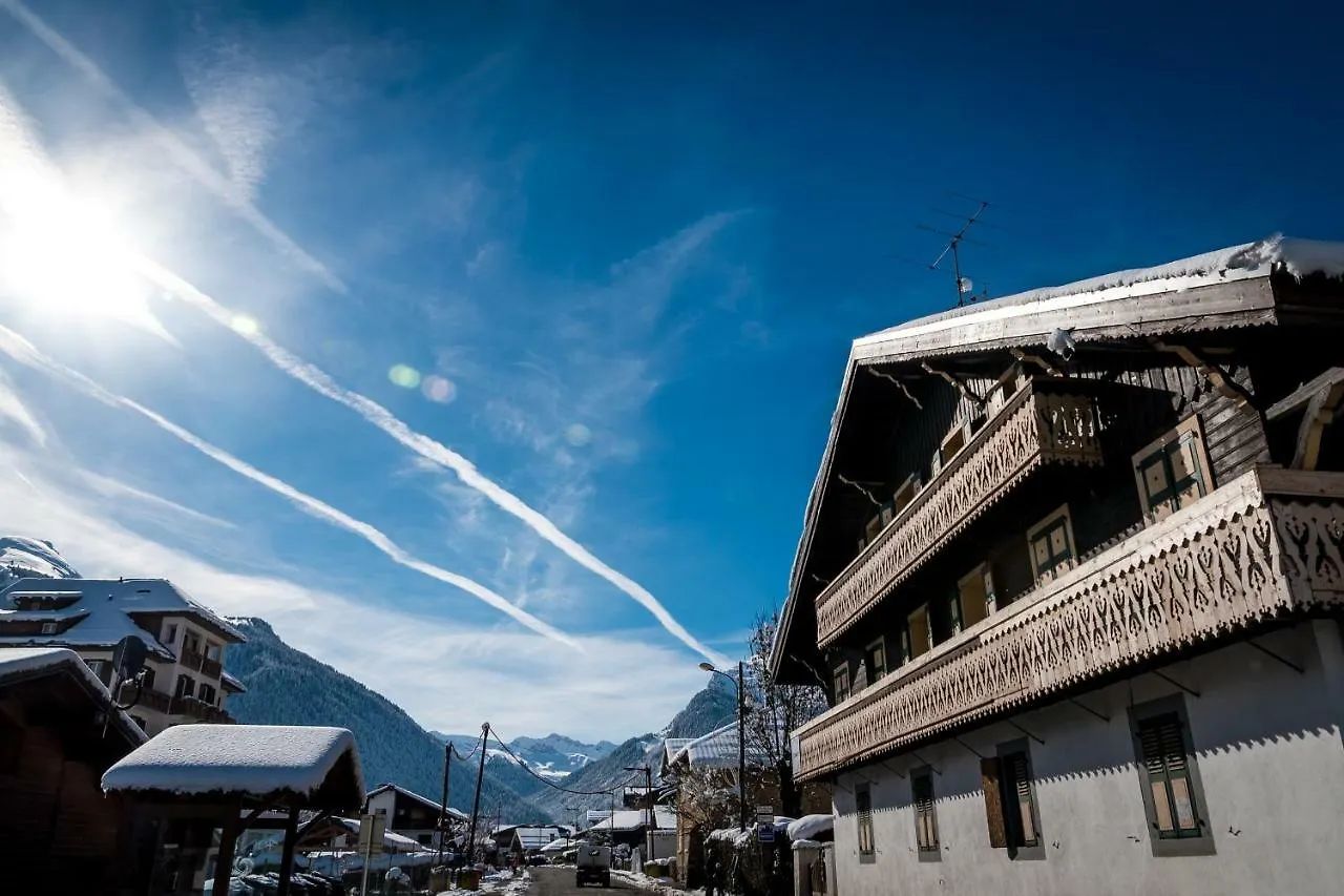 Nant Morzine Hotel 0*,
